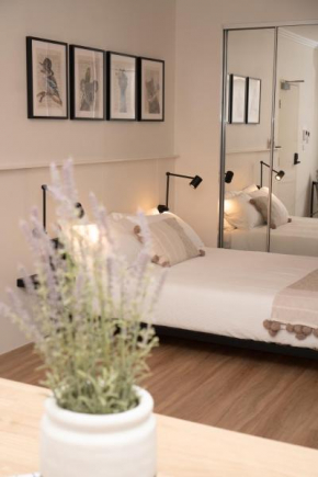 PRIME SPOT: Modern Studio+Balcony Darling Harbour, Sydney